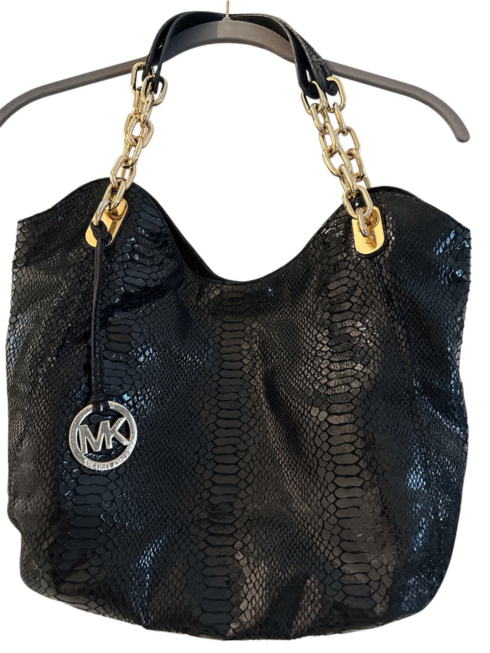 ✨Michael Kors Black Snakeskin Embossed Shoulder Bag Gold Chain Strap
